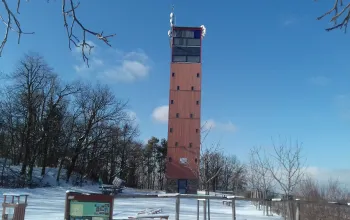 Vladimír Menšík-Aussichtsturm bei der Gemeinde Hlína