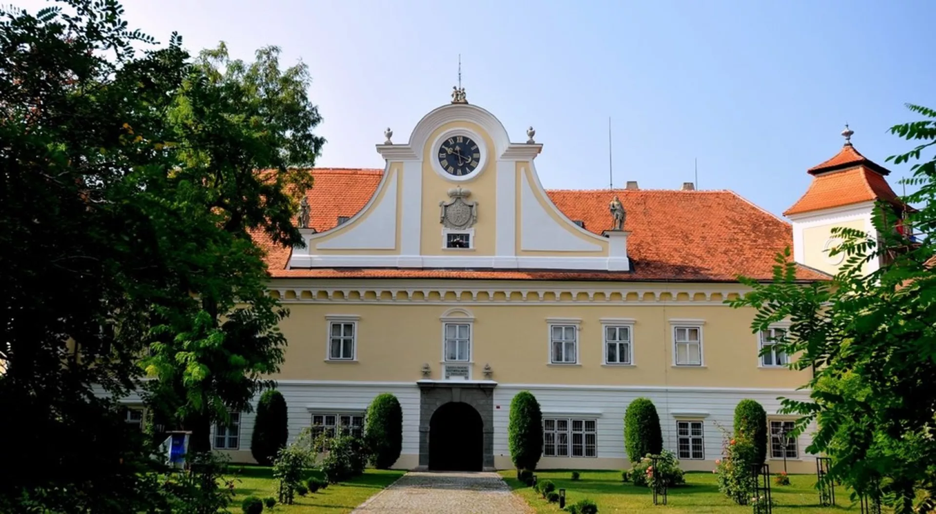 Schloss und Vrbas-Museum in Ždánice